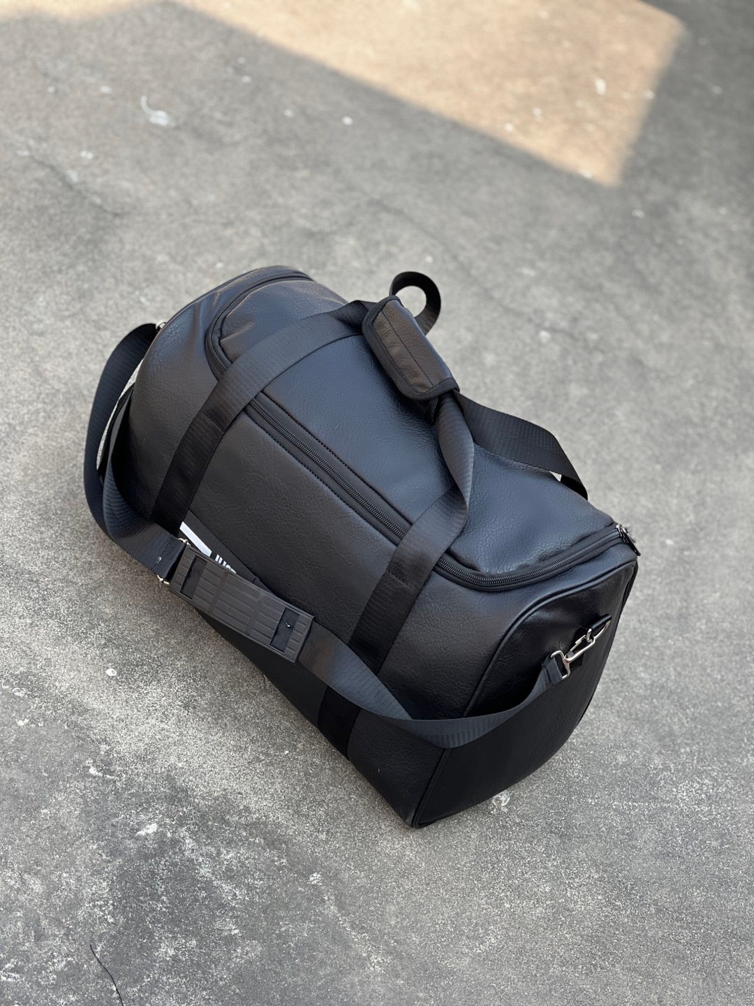 Stylish PU Leather Travel Duffle Bag | Multi-Purpose Gym & Weekend Bag 1