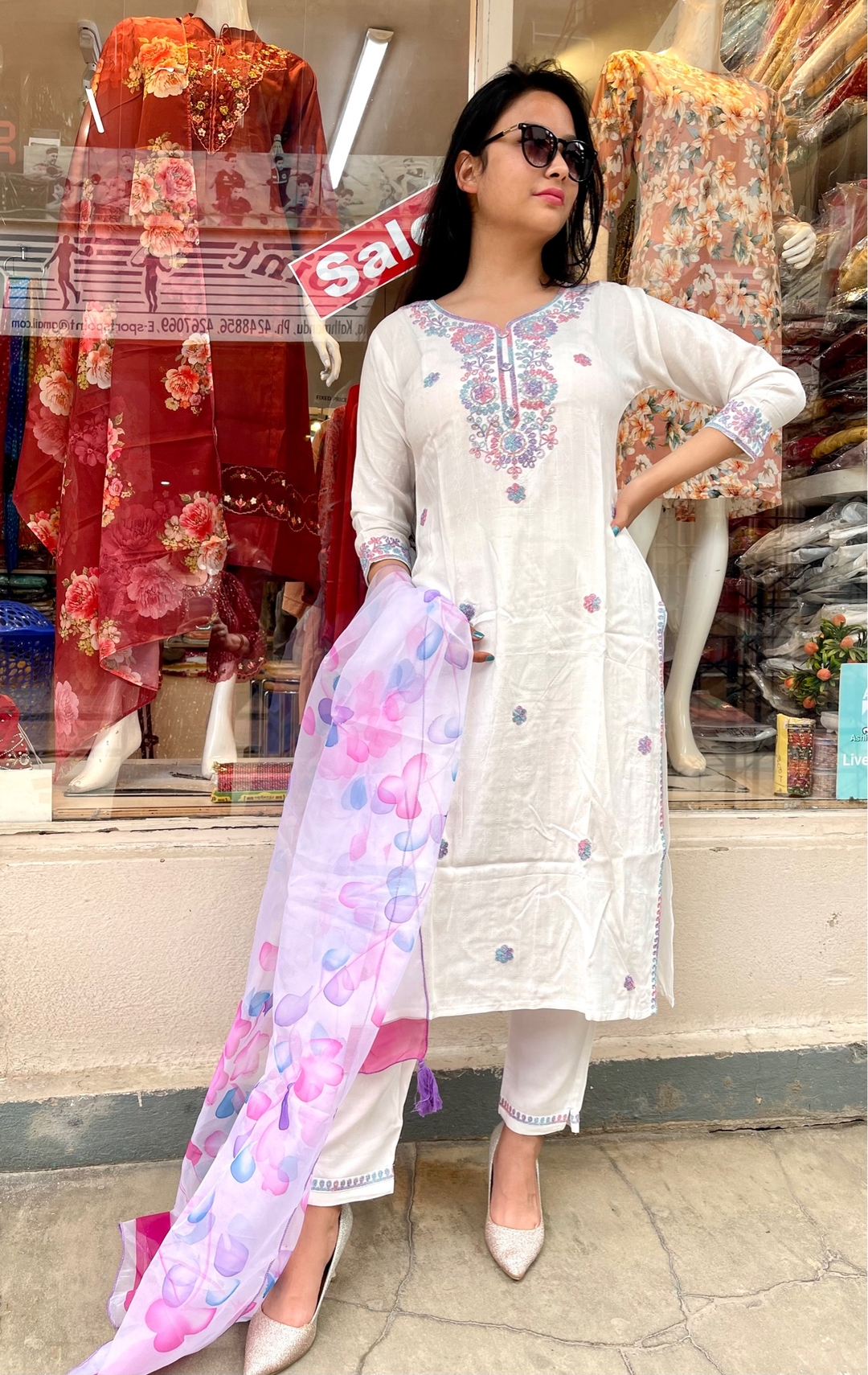Soft Cotton Kurti Sets For Women In White Color 1