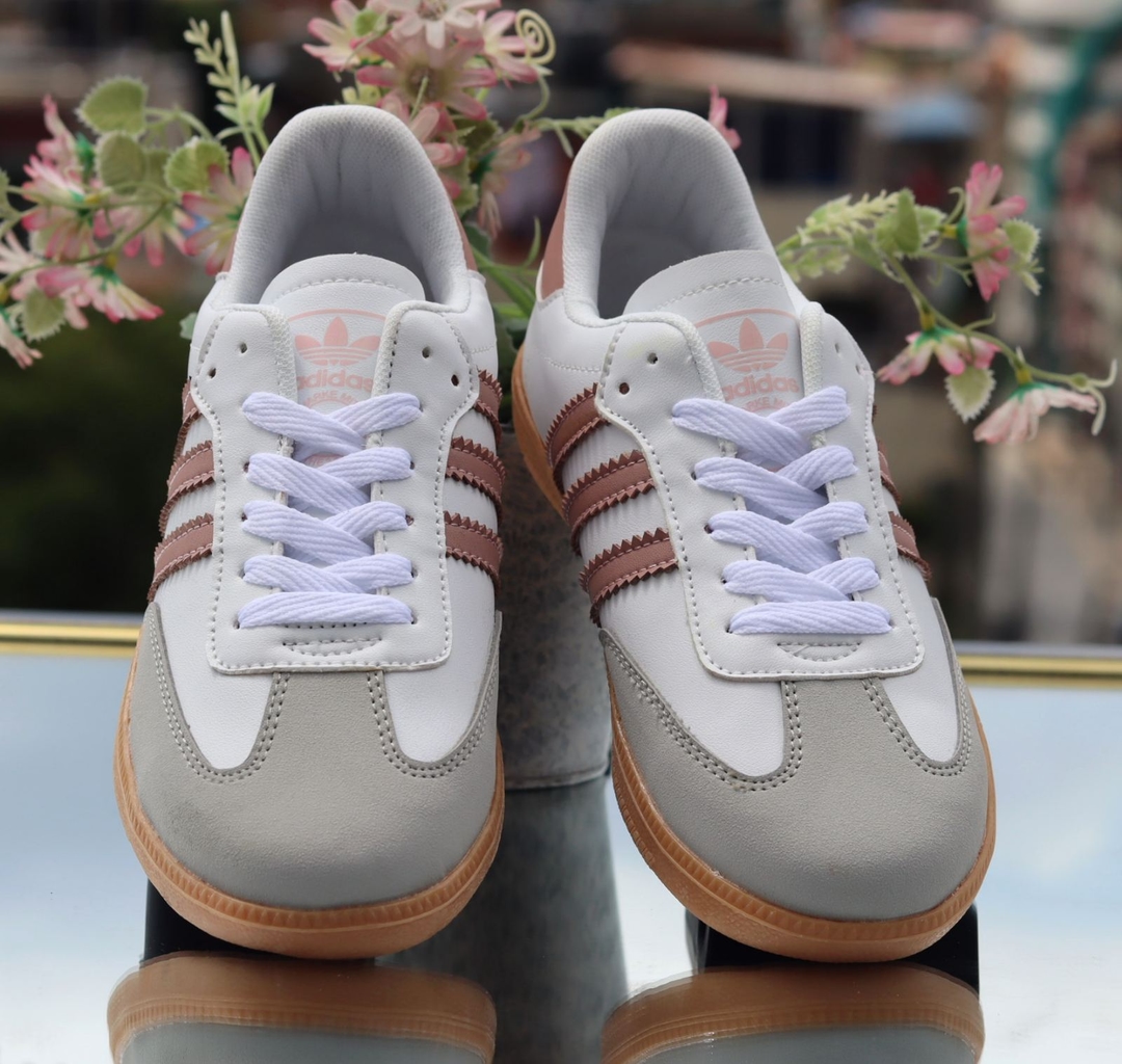 Samba OG Shoes Classic Sports Shoe Women Leather Retro Low Top Lacing Casual Shoe New Flat Sole Luxury Shoes 1