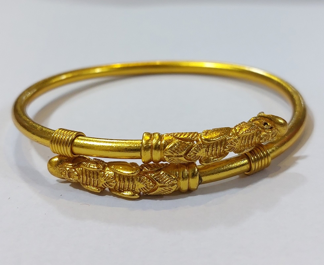 VaryGood Panchadhatu Baghmukhe Adjustable Bracelet For Women VaryGood Gold Tone Casual Panchadhatu Bracelet For Women 2