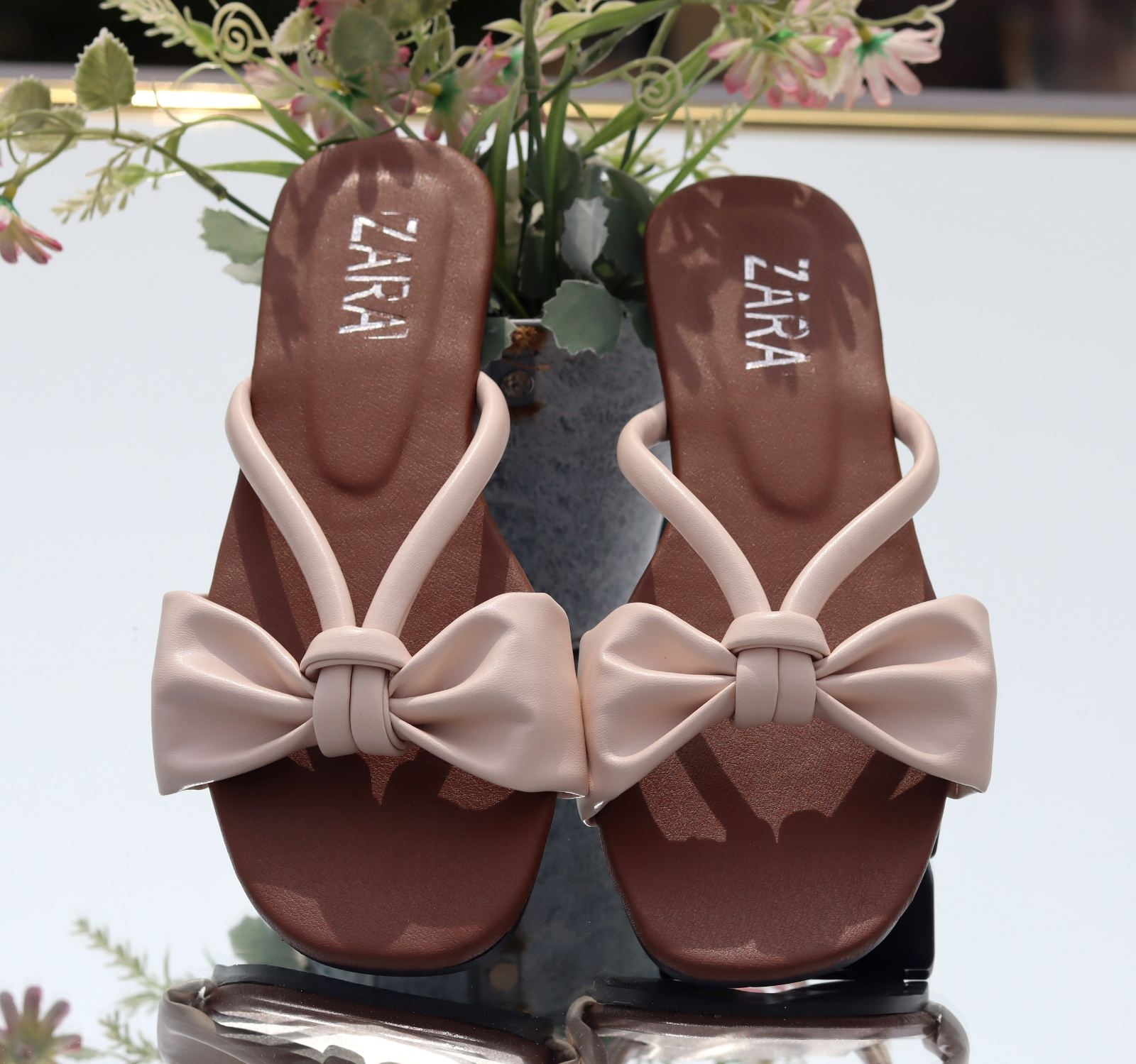 Luxury Soft Bow Ladies Sandals Elegance For Everyday Glam 1