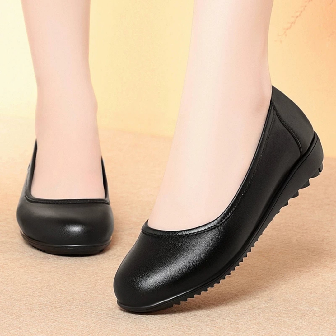 "ElegantEase Classic Comfort Women's Black Slip-On Flats – Soft Sole Office & Casual Wear" 1