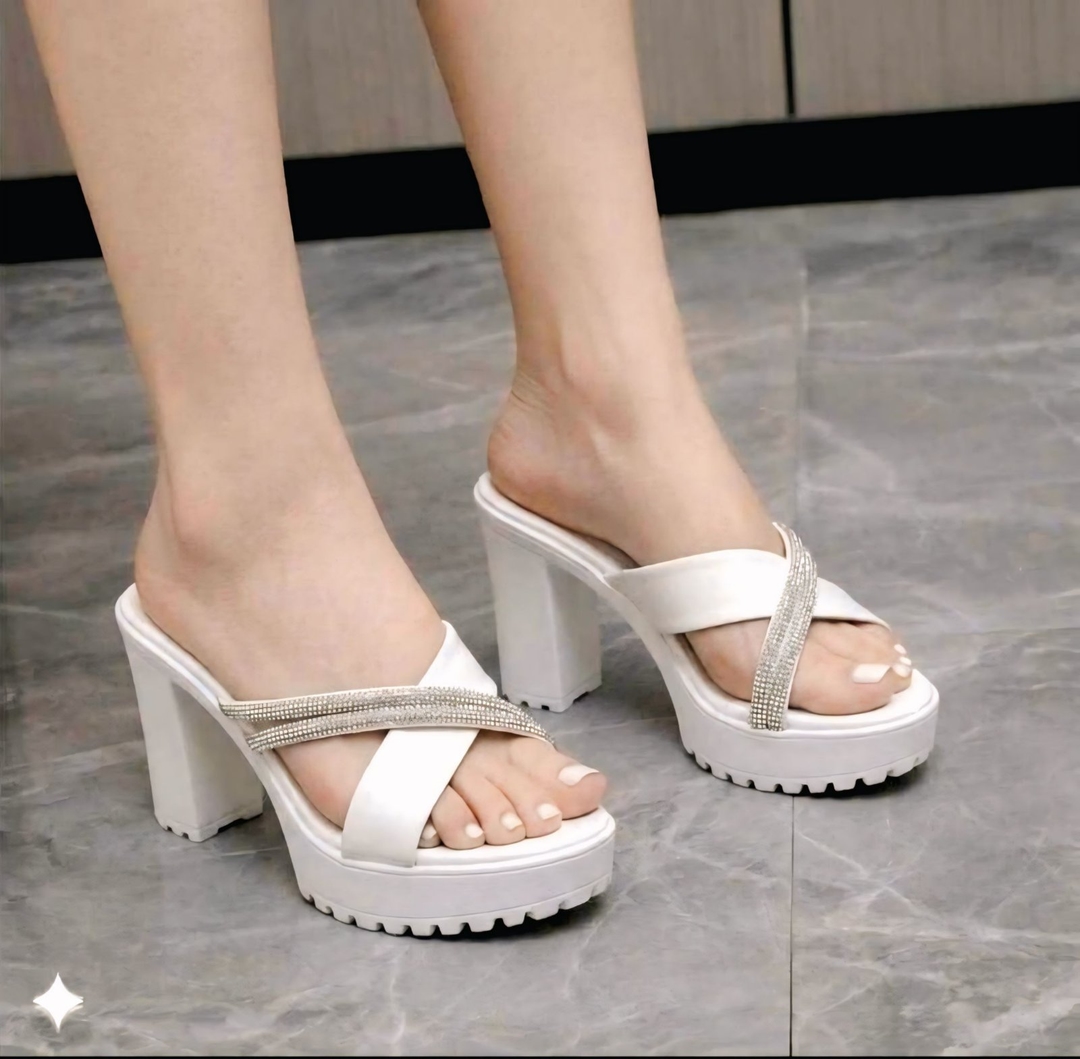 Elegant Lightweight EVA Block Sandals for Women – Trendy, Durable & All-Day Comfort 1