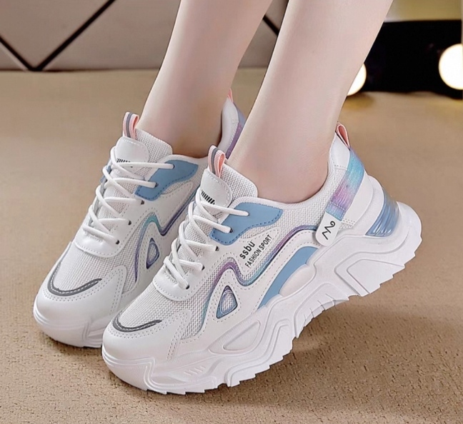 Korean Luxurious New Fashion Breathable All-match Platform Lace-up Comfortable Casual Ladies Shoes 1