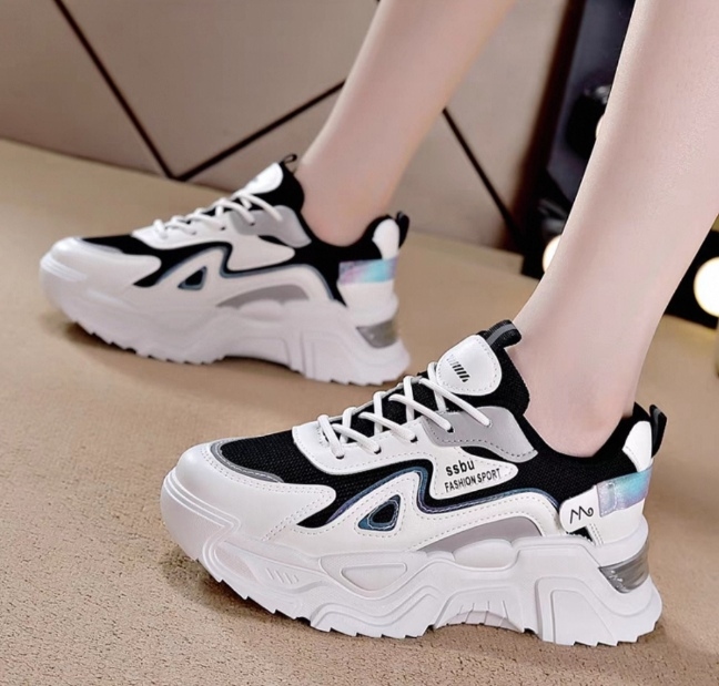 Korean Luxurious New Fashion Breathable All-match Platform Lace-up Comfortable Casual Ladies Shoes 1