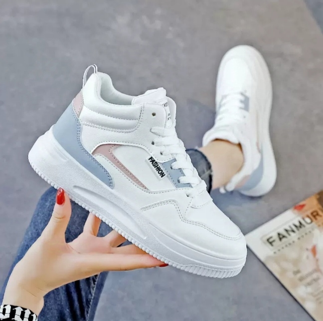 2025 Women White Colorblock Lace-up Front Skate Flat Shoes High-top Sneakers Lightweight Work Sneakers For Indoor Outdoor 1