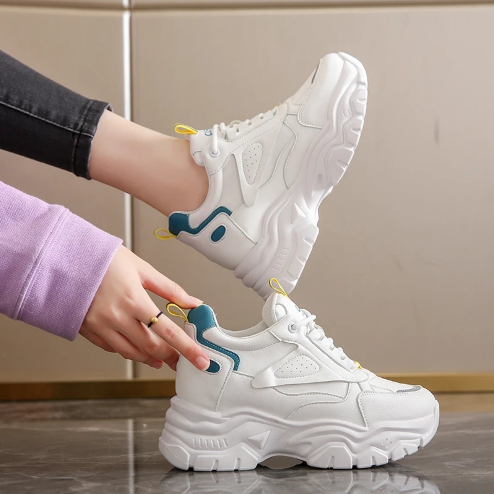New Korean Version Students Breathable Casual Wedge Heel Sneakers Women Comfortable Soft Bottom Platform Shoes 1