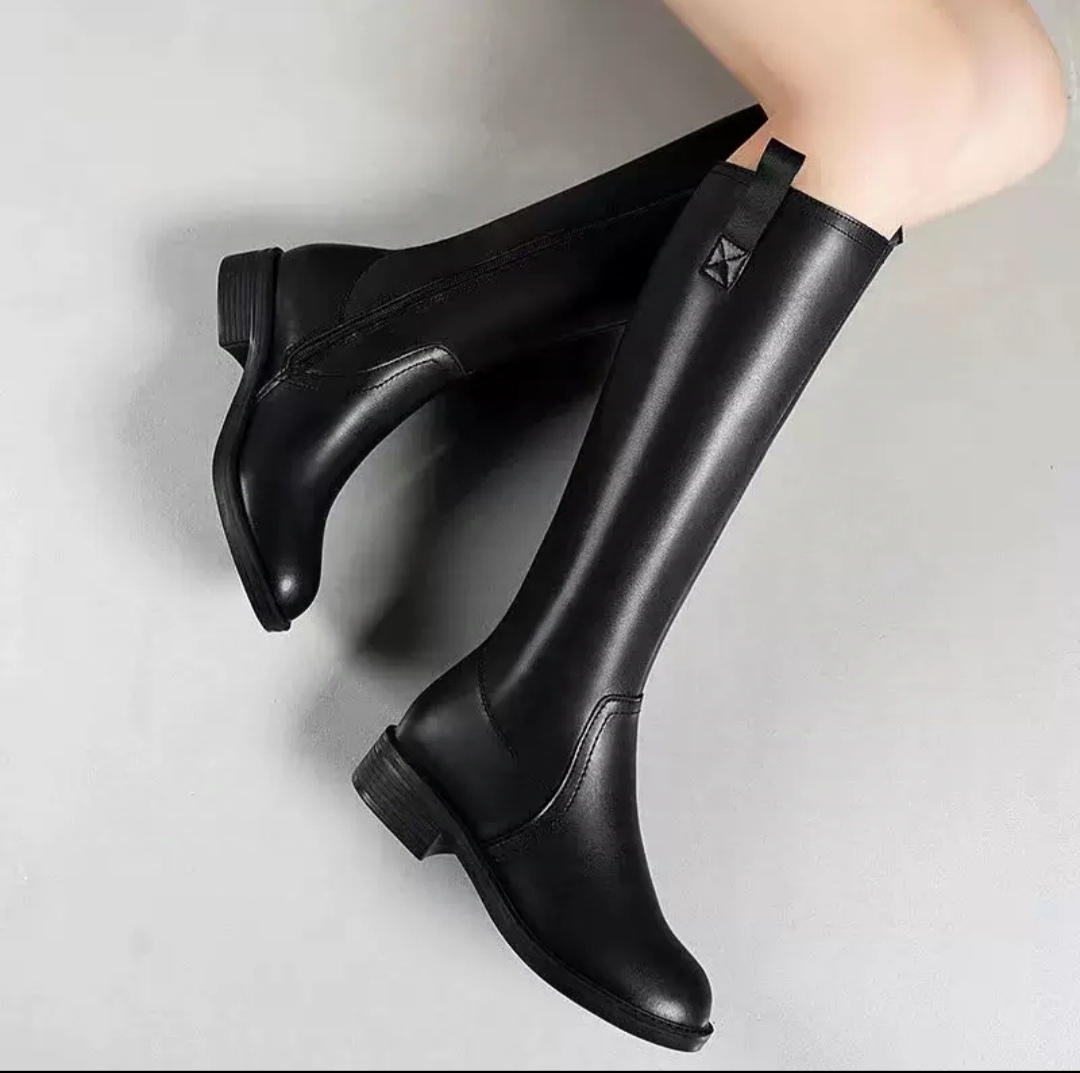 Vintage Solid Knight Thick Heels Women Platform Non Slip 2023 New Ladies Zipper Pumps Buckle Knee High Boots 1