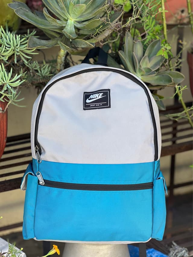Unisex Fashion Backpack For College And School |Stylish Travel Bag |Classy Bag For School And College Purposes