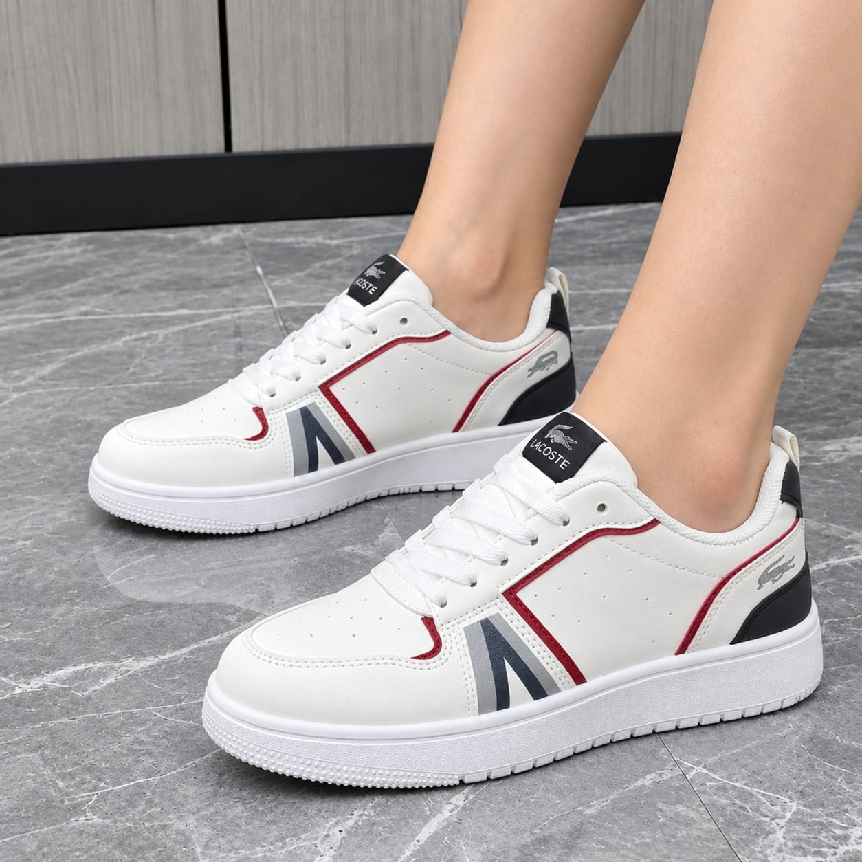Premium Classic Low-Top Ladies Sneakers – Casual Style 1