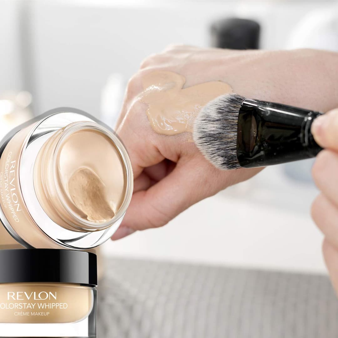 REVL0N Colorstay Whipped Crème Make Up SPF 20 - 180 Natural Ochre (23.7ml) 2