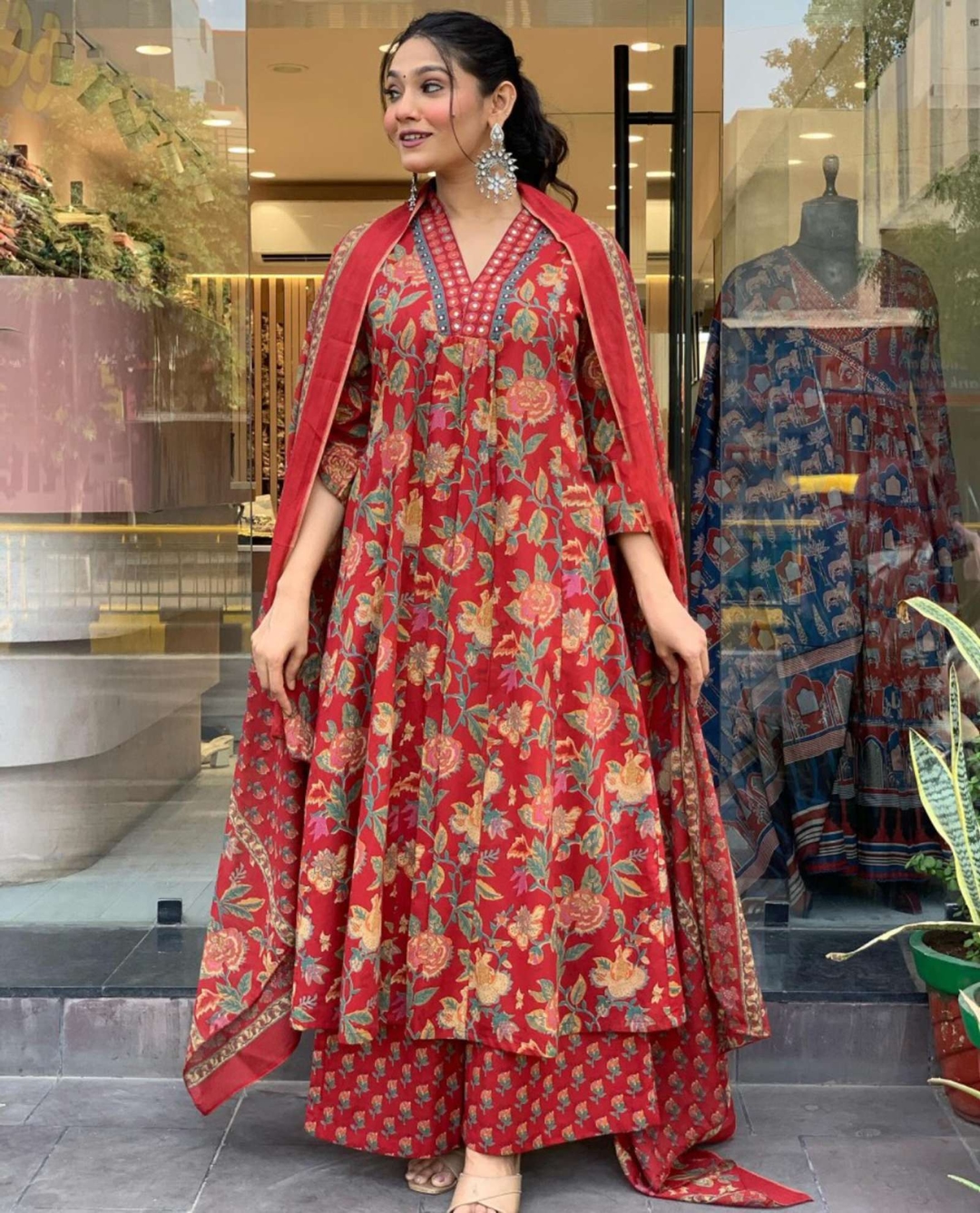 Printed Kurta, Palazzo & Dupatta Set Mehroon color 1