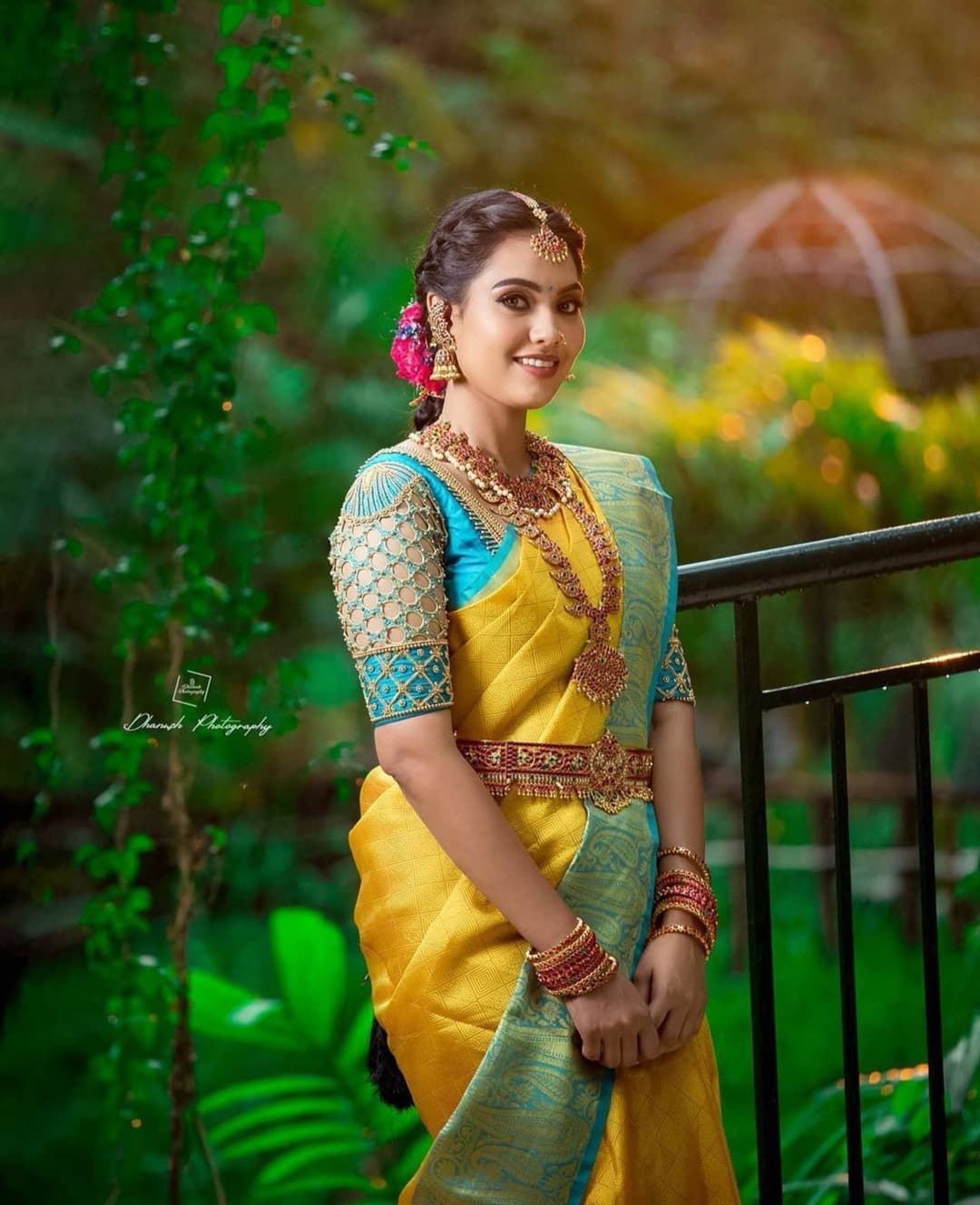 Jacquard Woven Blouse Material Banarasi Saree With Blouse 1